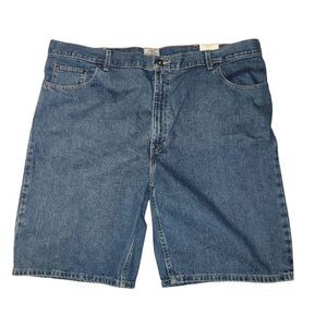 St Johns Bay mens jean shorts size 44. ^